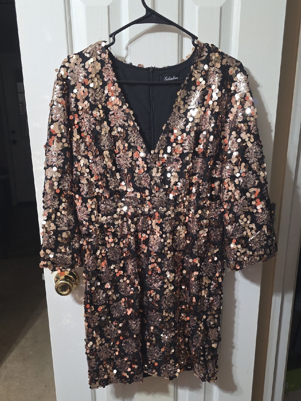 Black Sequin V-Neck Party Dress with Rose Gold Accents